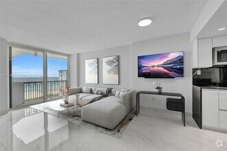 Building Photo - 401 Ocean Dr
