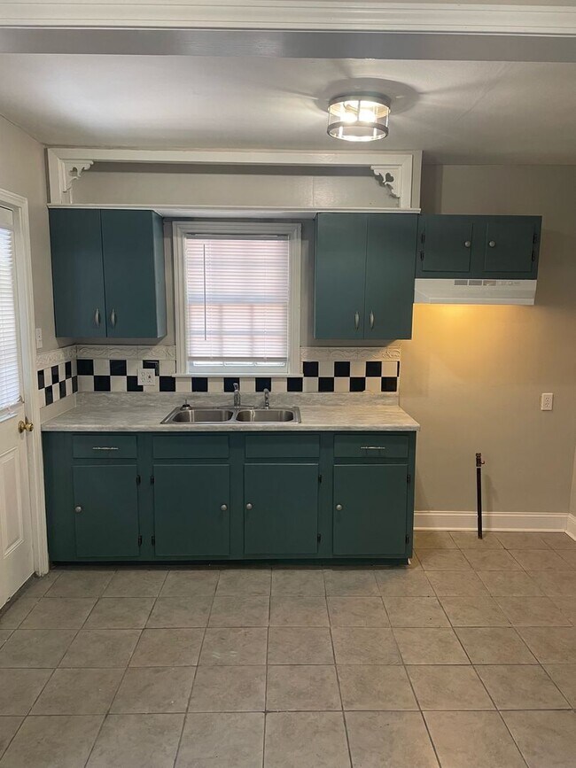 Building Photo - 4SuccessRealty is now offering this 2bedro...