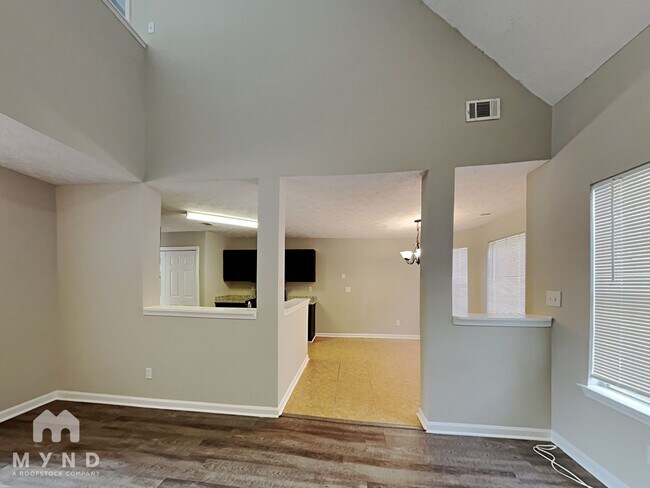 Foto del edificio - 1112 W Shore Dr