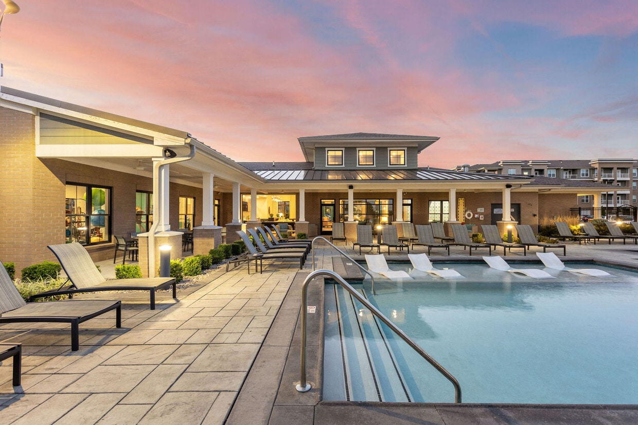 The Ascent Apartments in Plainfield, IN