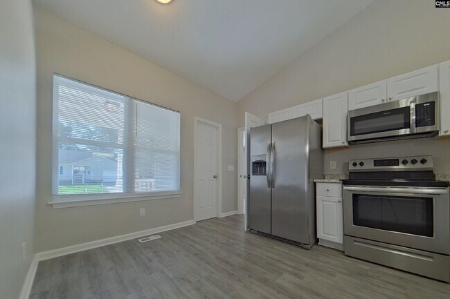 Foto del edificio - 108 Woodlands Village Dr