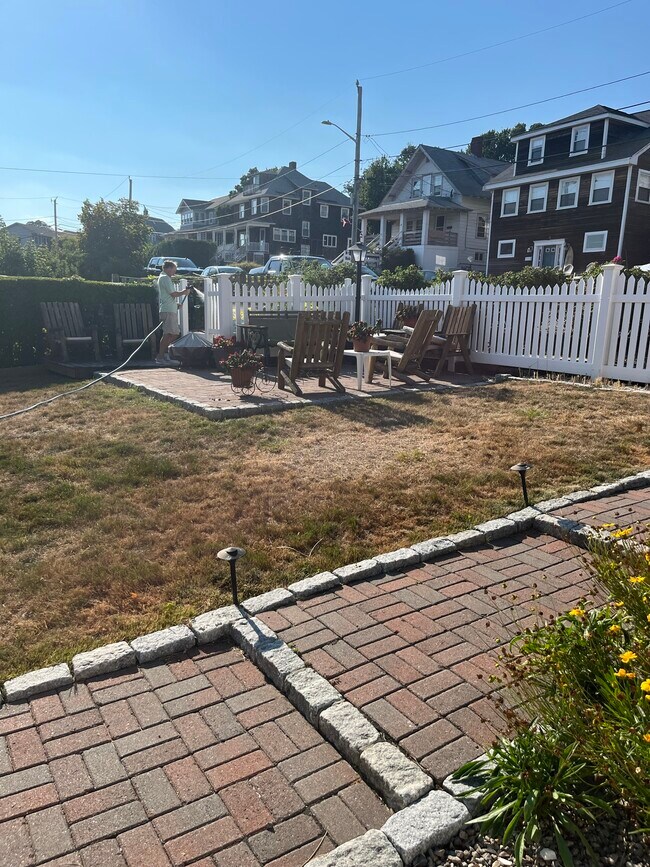 11 Mayflower Rd, Hull, MA 02045 House Rental in Hull, MA