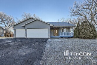 Building Photo - 4732 Blanding Ct