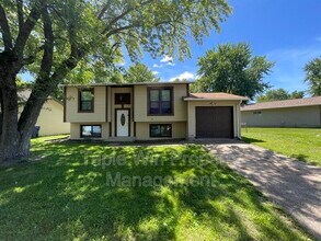 Building Photo - 1464 Monopoly Dr