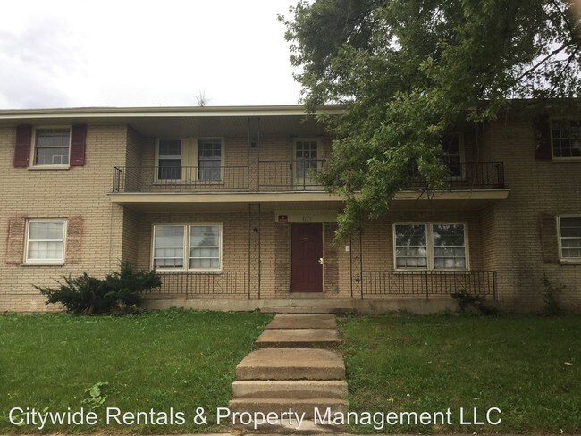 Foto del edificio - 8655 W Fond Du Lac Ave