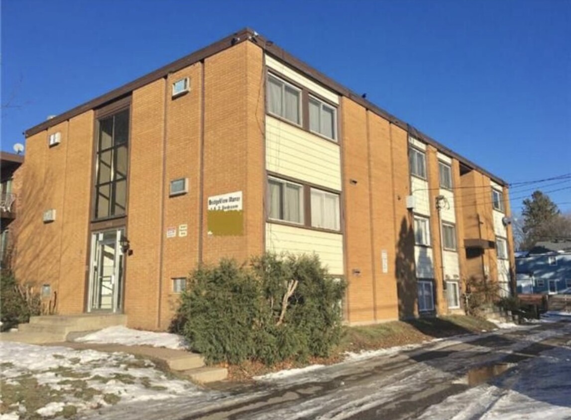 Foto principal - 1566 Woodbridge St