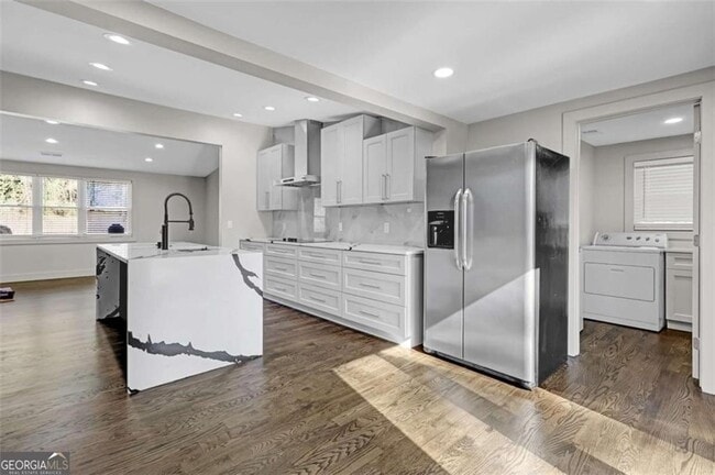 Building Photo - 1887 Shalimar Dr NE