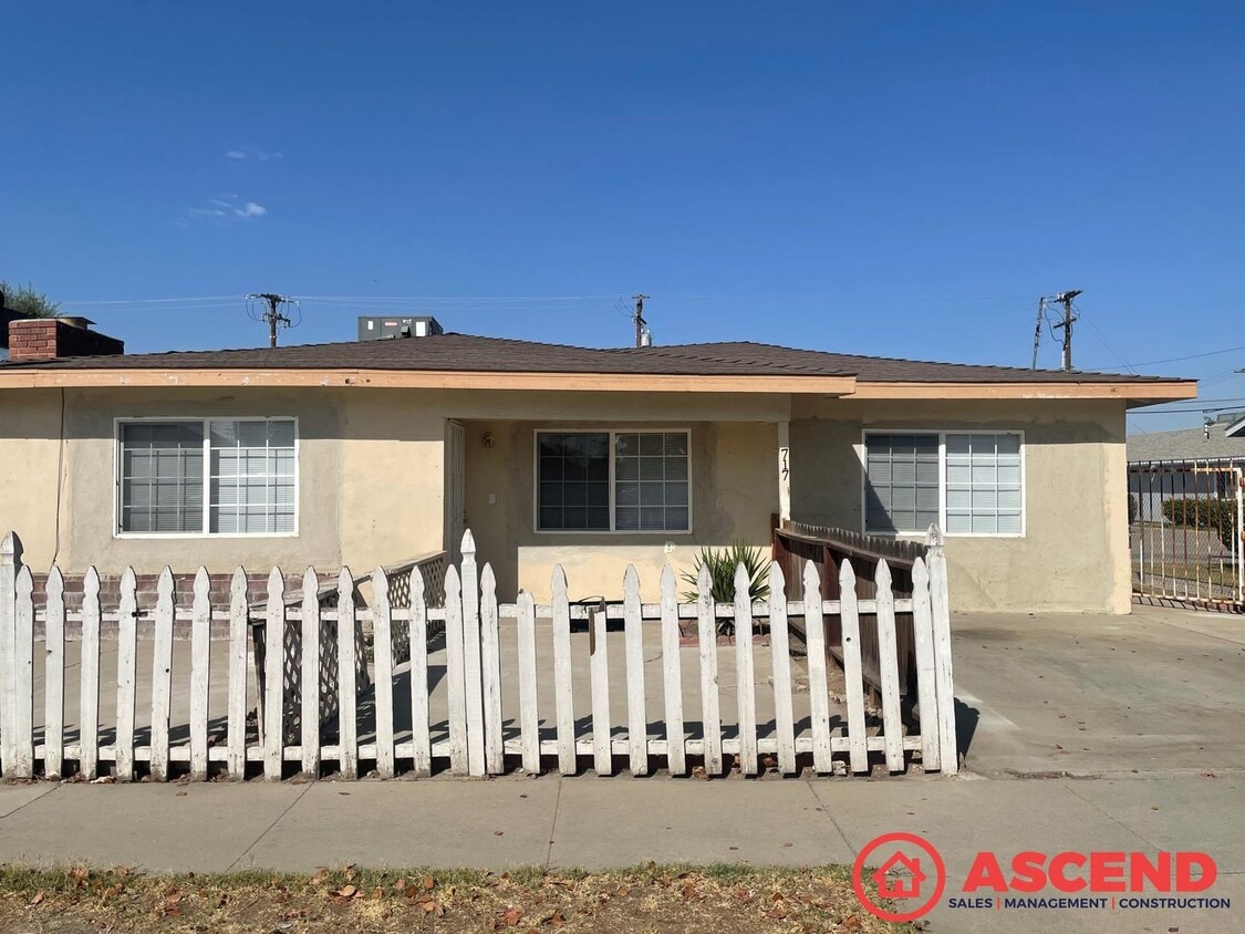 Primary Photo - Charming 3 Bedroom in Delano!
