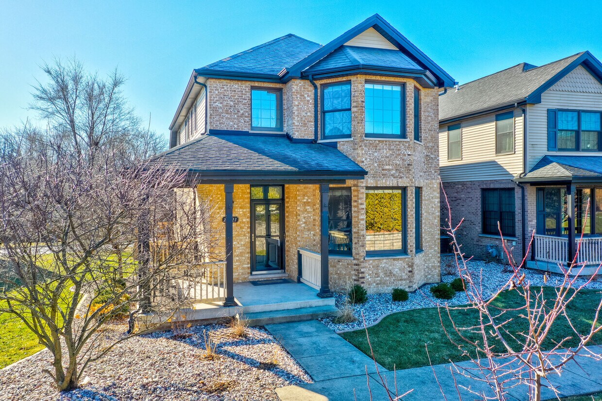 18721 S Mill Creek Dr, Mokena, IL 60448 Townhome Rentals in Mokena IL