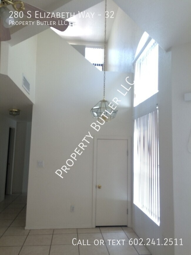 Foto del edificio - 280 S Elizabeth Way