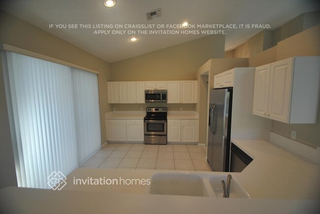 Building Photo - 13579 Kiltie Ct