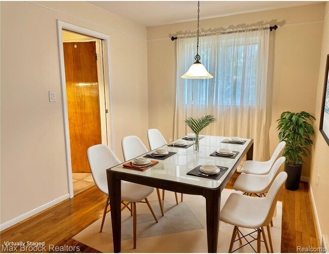 Foto del edificio - 1619 Poplar Ave