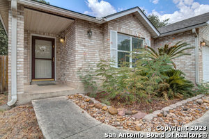 Foto del edificio - 8215 Maverick Ridge Dr