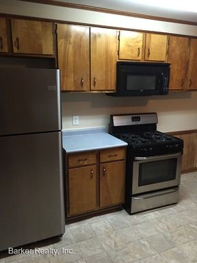 Foto del edificio - 1211 Maple Ave