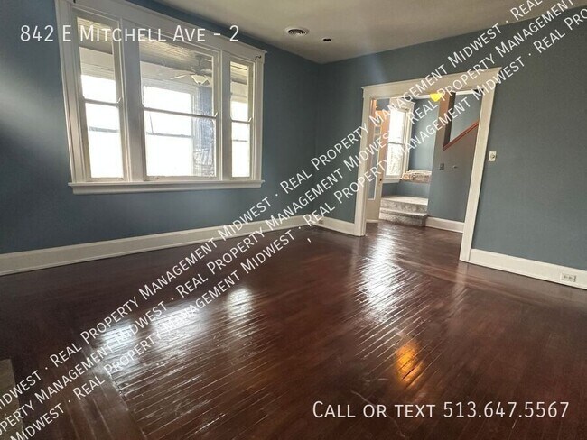 Foto del edificio - 842 E Mitchell Ave