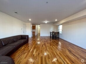 Building Photo - 283-285 Morris Avenue Unit