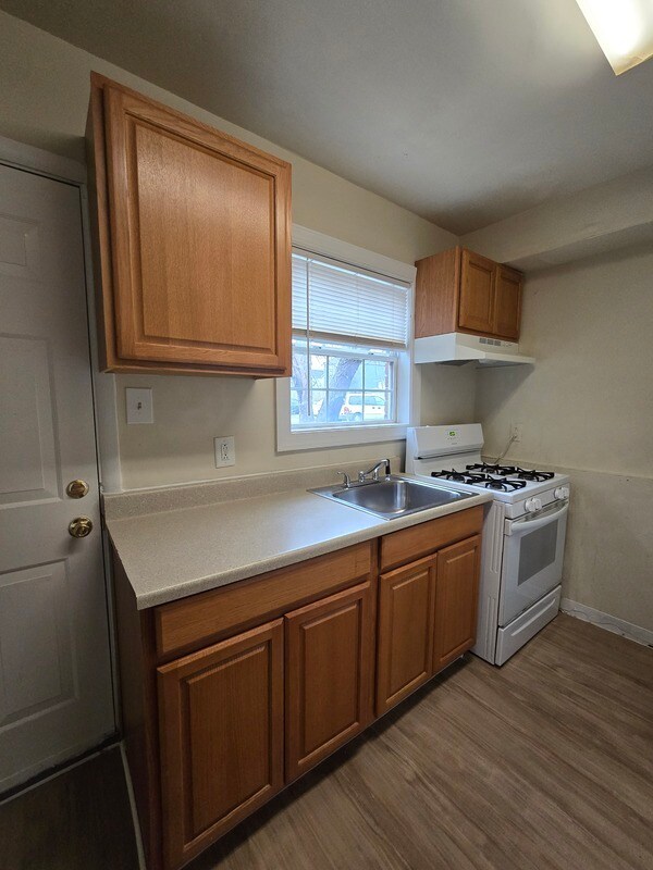 Foto del edificio - 707 E 18th St