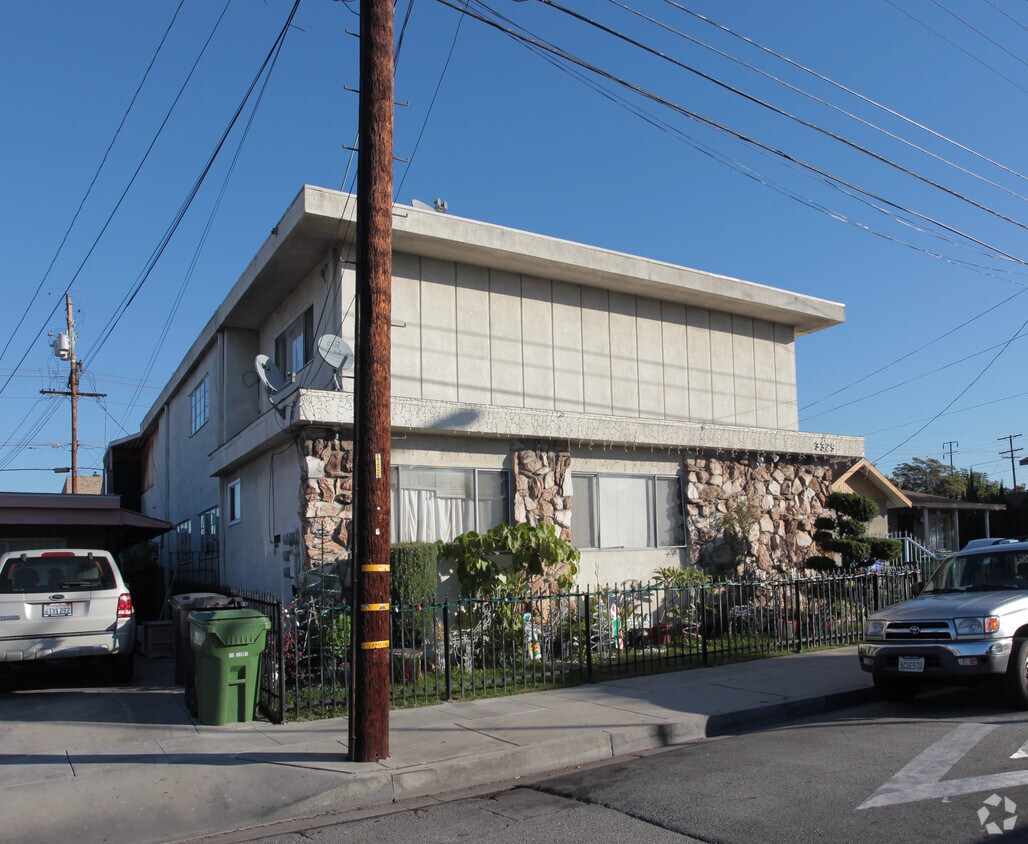 Foto del edificio - 3329 Walnut St