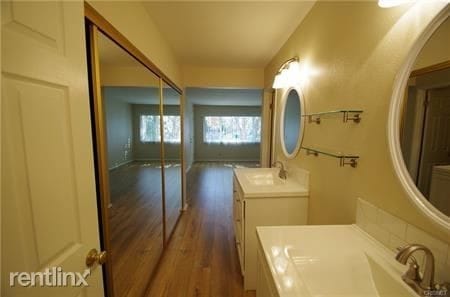 Building Photo - 2544 Northshore Ln