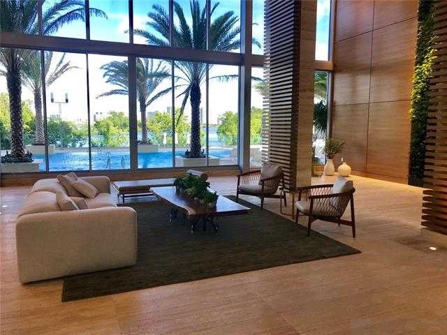 Building Photo - 16385 Biscayne Blvd