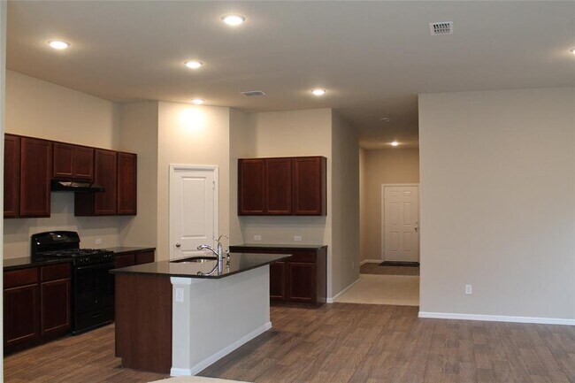 Foto del edificio - 6036 Sutton Fields Trail