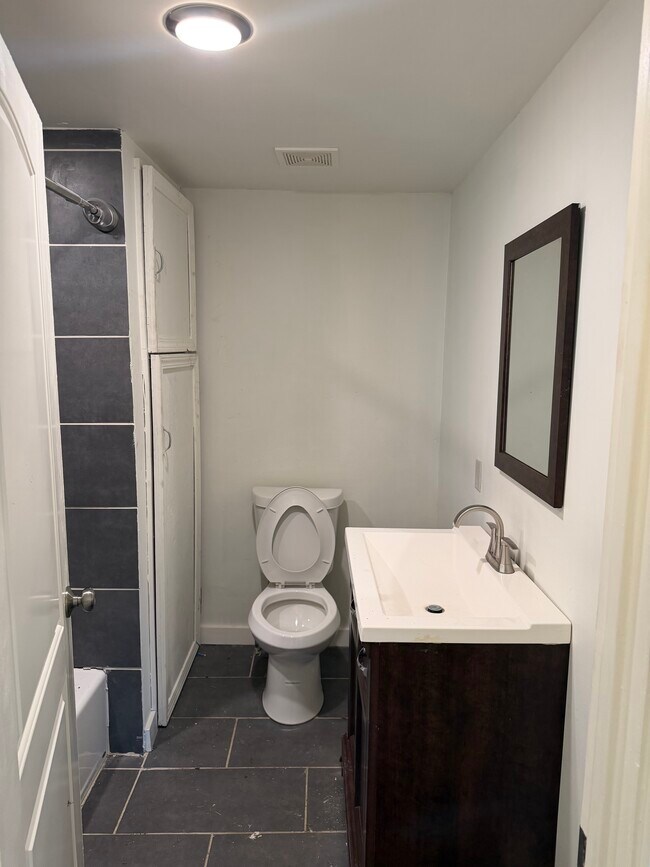 Foto del edificio - 1815 Ashton Ave