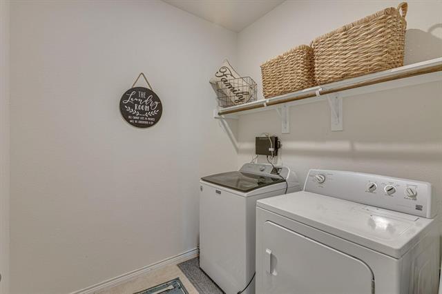 Building Photo - 125 Coyote Trl