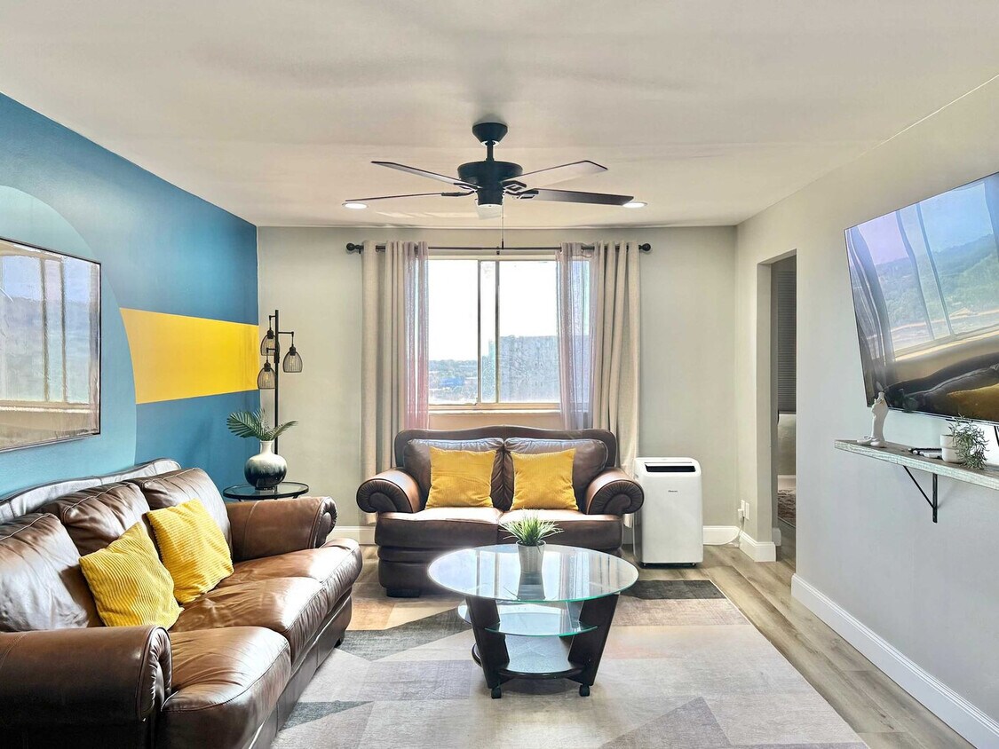 Foto principal - 215 Piedmont Ave NE