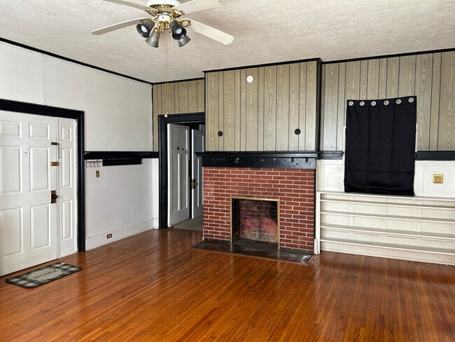 Foto del edificio - 713 Chestnut Ave