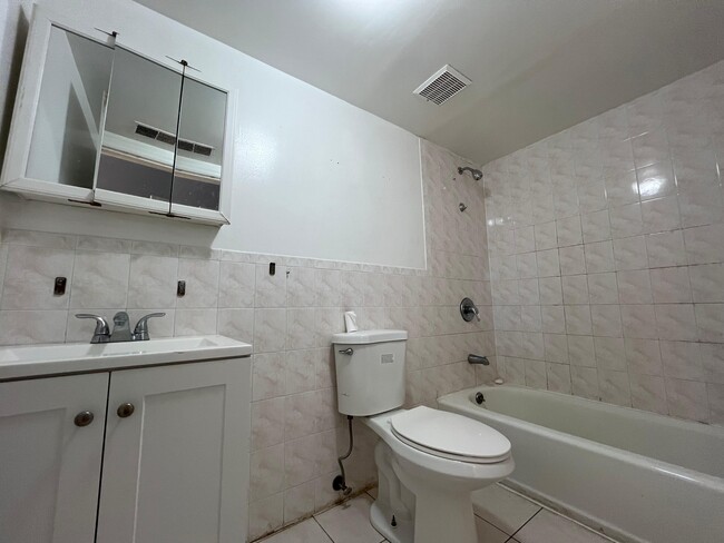 Building Photo - 15 Bergen Ave