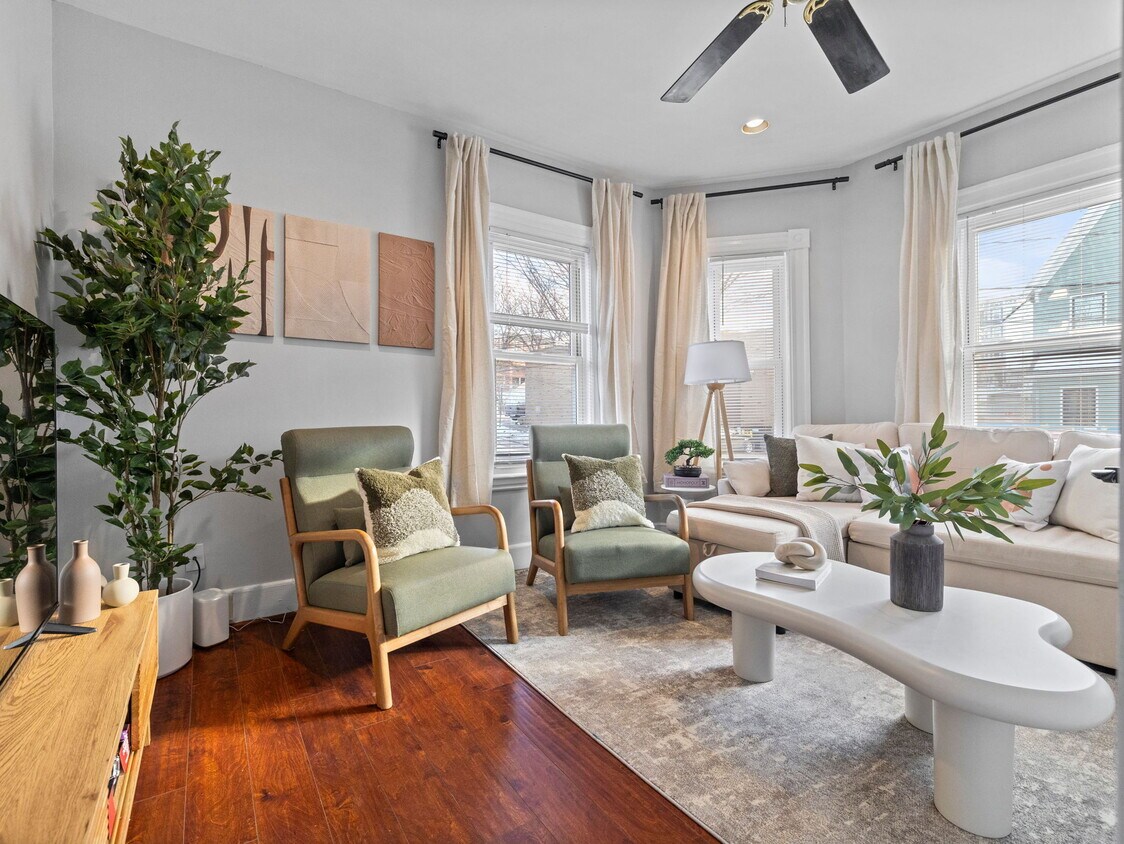 Foto principal - 168 School St