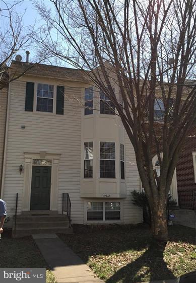 Foto del edificio - 47665 Comer Square