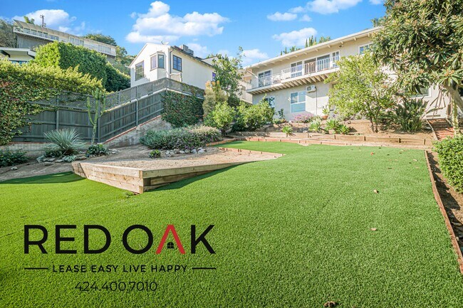 Foto del edificio - 8828 Evanview Dr