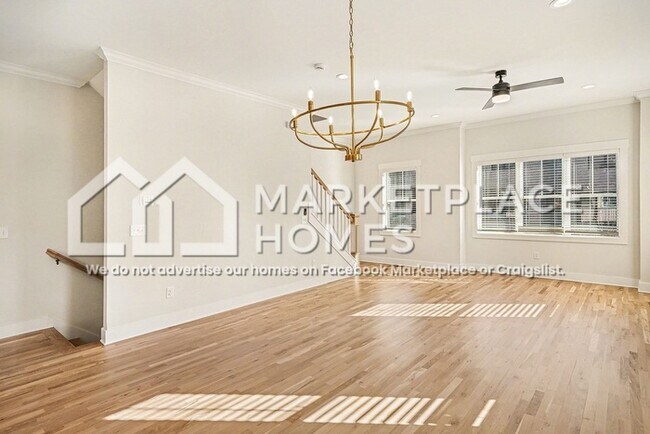 Foto del edificio - 978 Dozier Pl