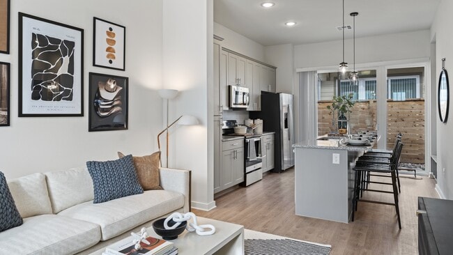 Building Photo - Avendale at The Colony