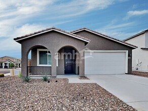 Building Photo - 6628 S 42nd Dr