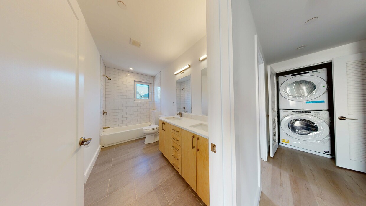 Foto principal - 2837 Washington St
