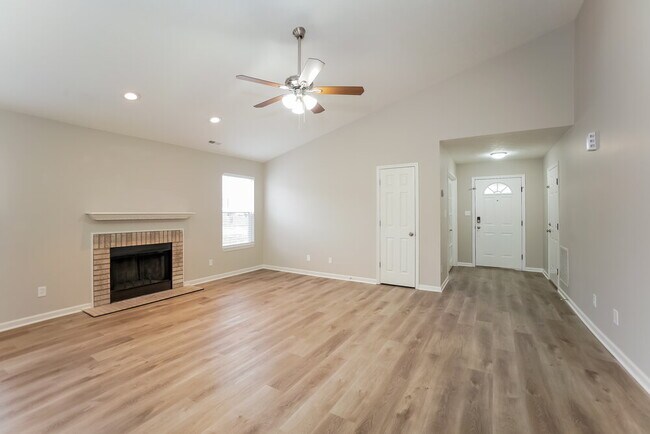 Foto del edificio - 6430 Glory Maple Ln