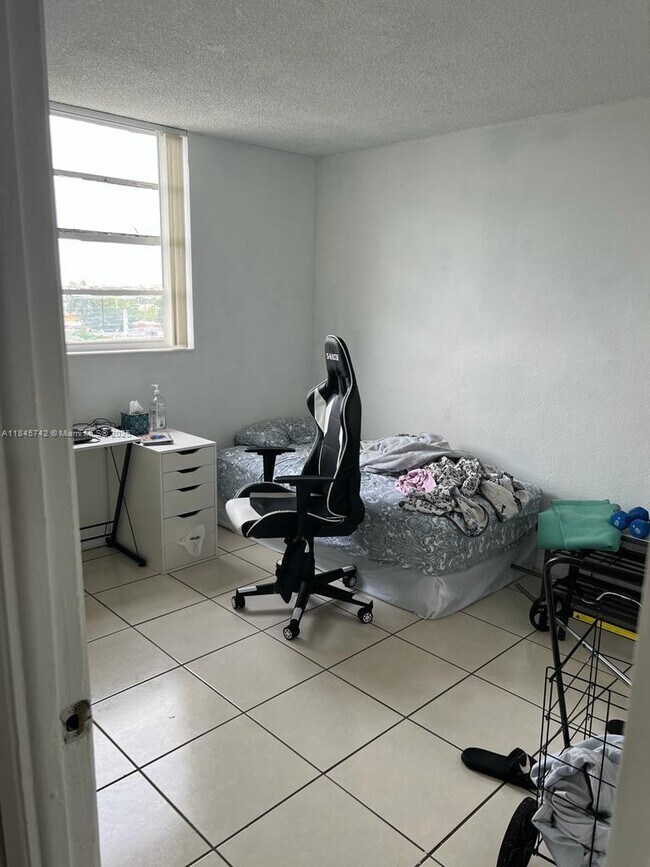 Foto del edificio - 4550 NW 9th St