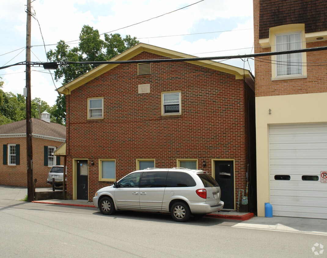 Building Photo - Perring Bldg