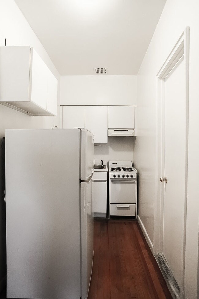 Foto del edificio - 51 E 74th St