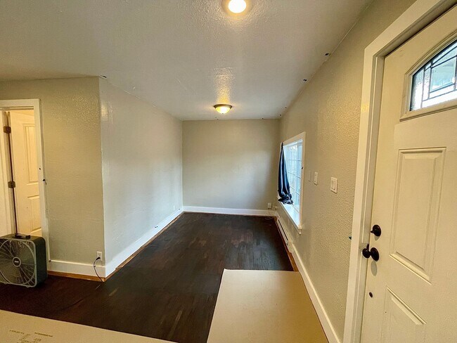 Foto del edificio - Adorable 2 bed 1 bath home in the heart of Fort Collins