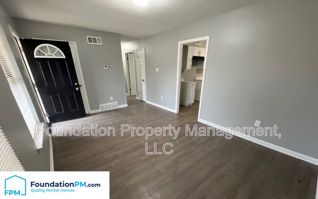 Foto del edificio - 5176 Breckenwood Dr