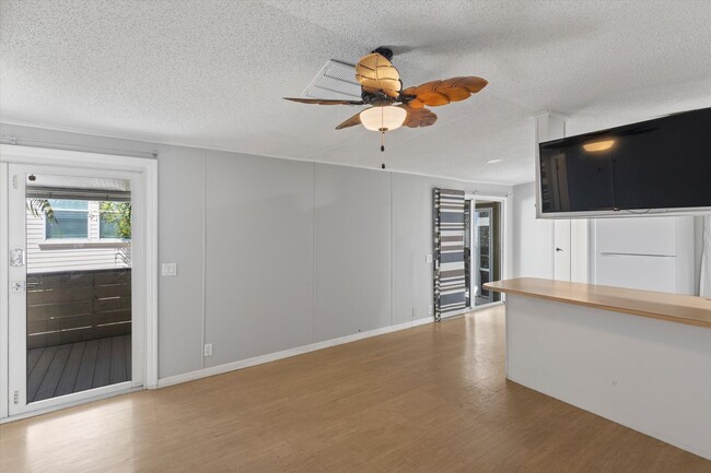 Building Photo - Comfortable Island Rental with Outdoor Space, Storage & Flexible Living