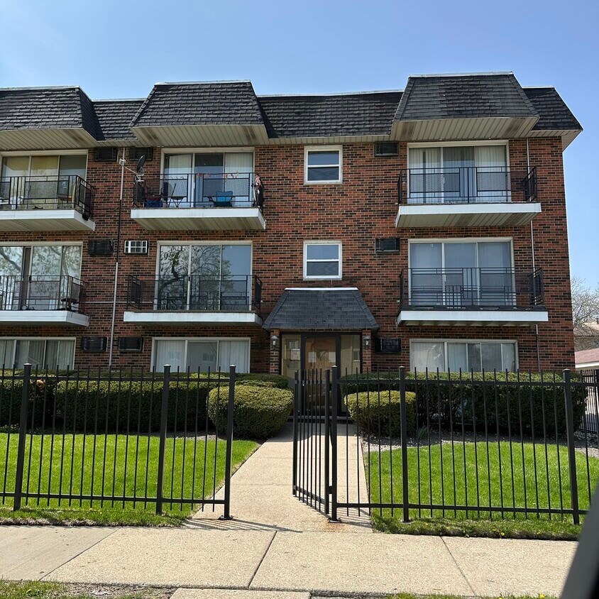 Foto principal - 11934 S Ridgeway Ave