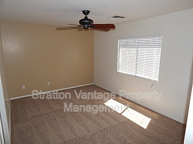Foto del edificio - 12537 W. Ash St.