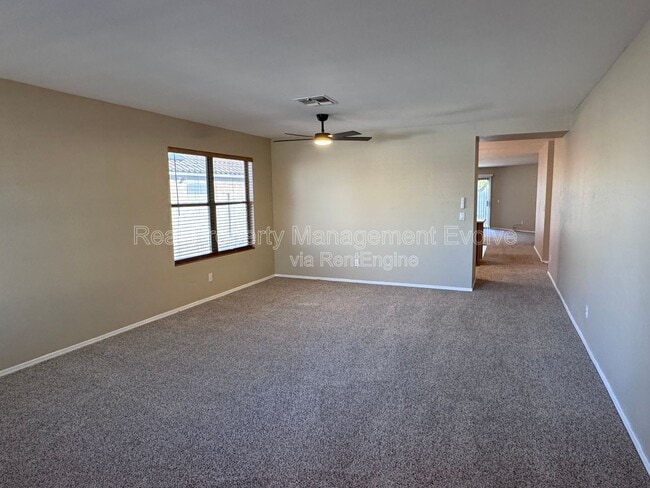 Foto del edificio - 3045 W Silver Sage Ln