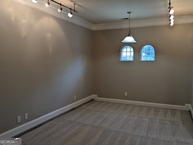 Building Photo - 343 Durham Park Way