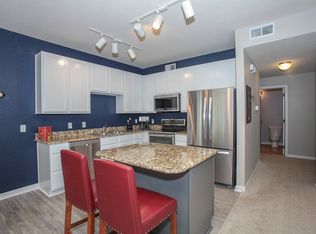 Foto principal - 8105 E 11th Ave