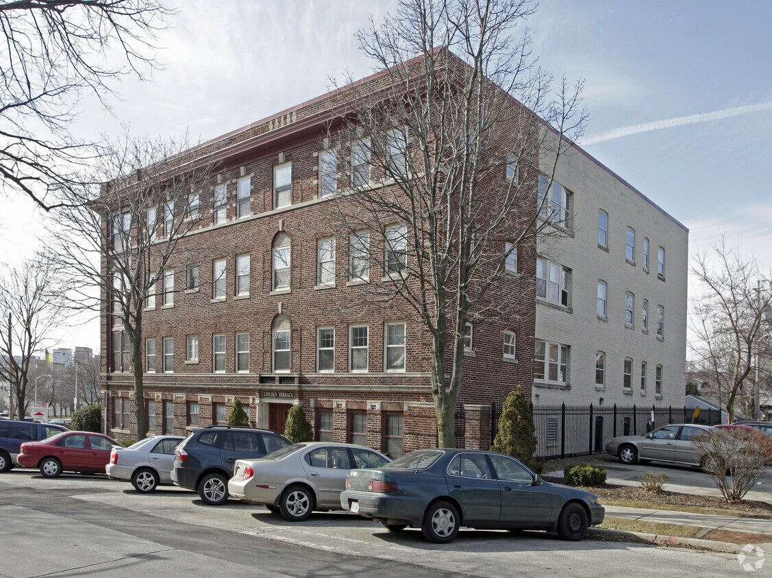 Building Photo - Lincoln Terrace